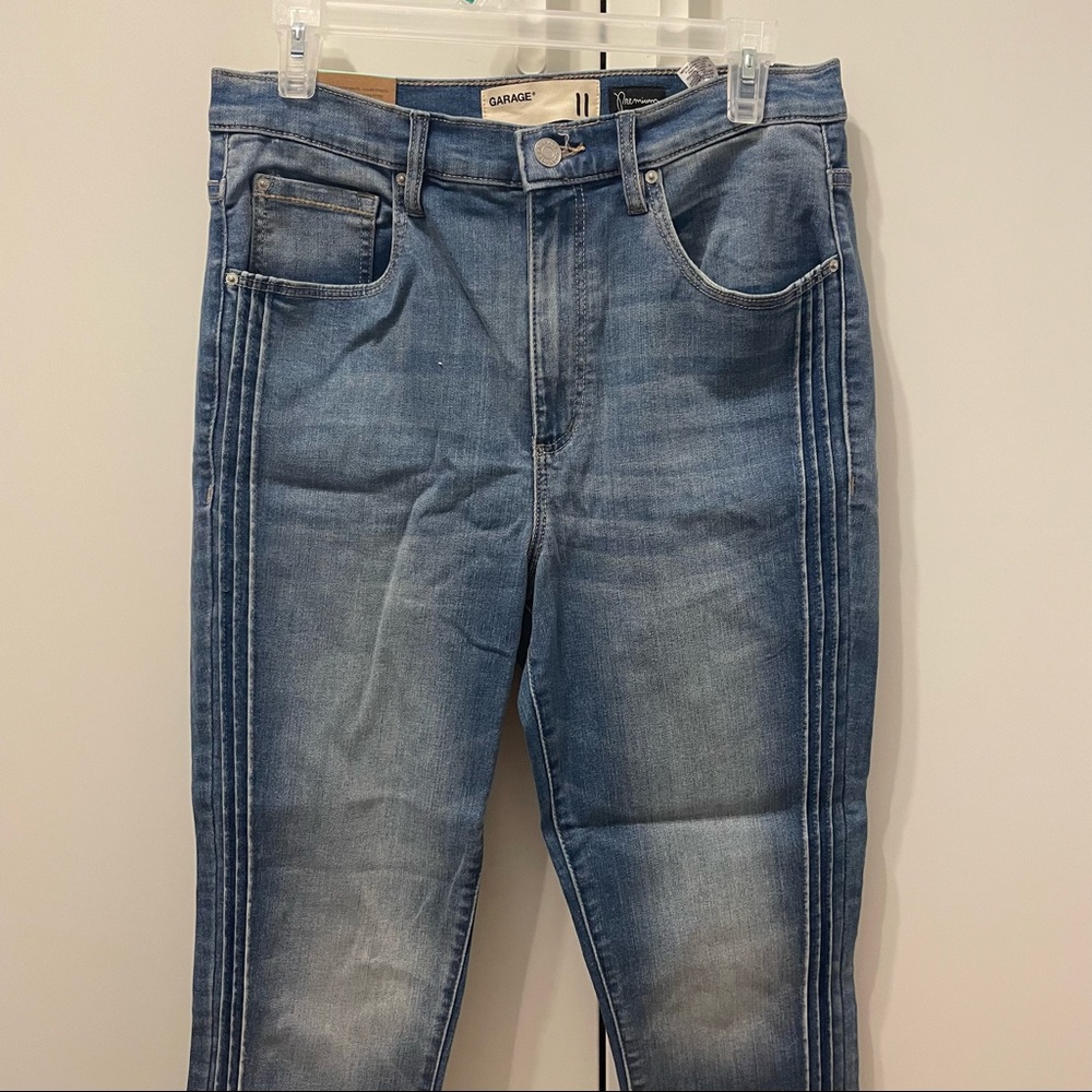 NWT✨ Garage premium denim textured jeans